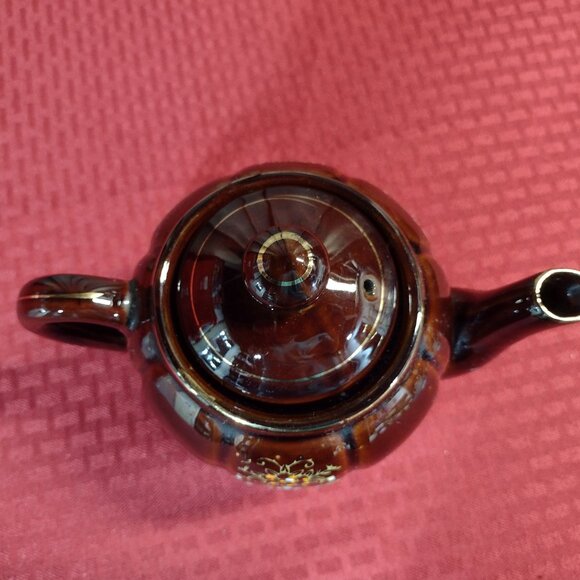 Hand-painted Ceramic Tea Pot – Brown, Gold, and Floral Design, Made in Japan - Picture 3 of 10